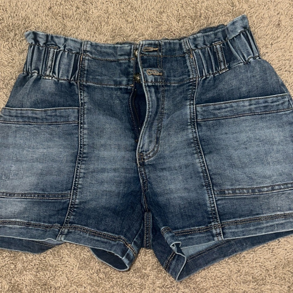 Soft denim shorts stretchy waist high rise